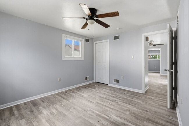 Building Photo - Newly Renovated 2 bedroom home in Carnegie available now!
