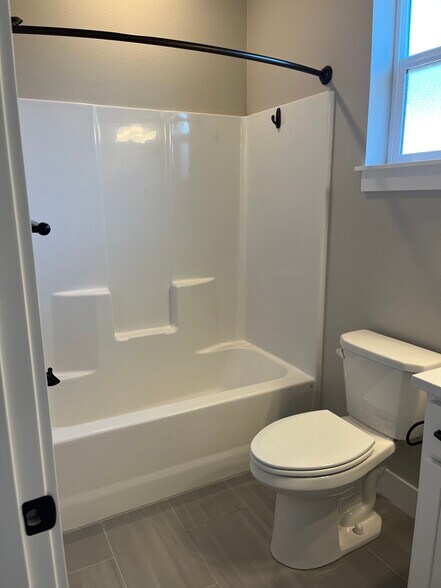 Building Photo - 2958 NW 15th Way