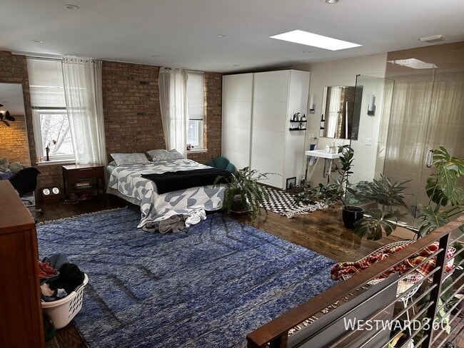 Building Photo - 1927 N Humboldt Blvd