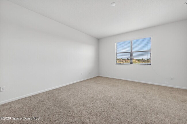 Building Photo - 830 Remington Green Dr SE