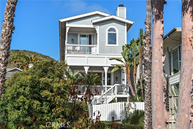 Building Photo - 438 3rd St