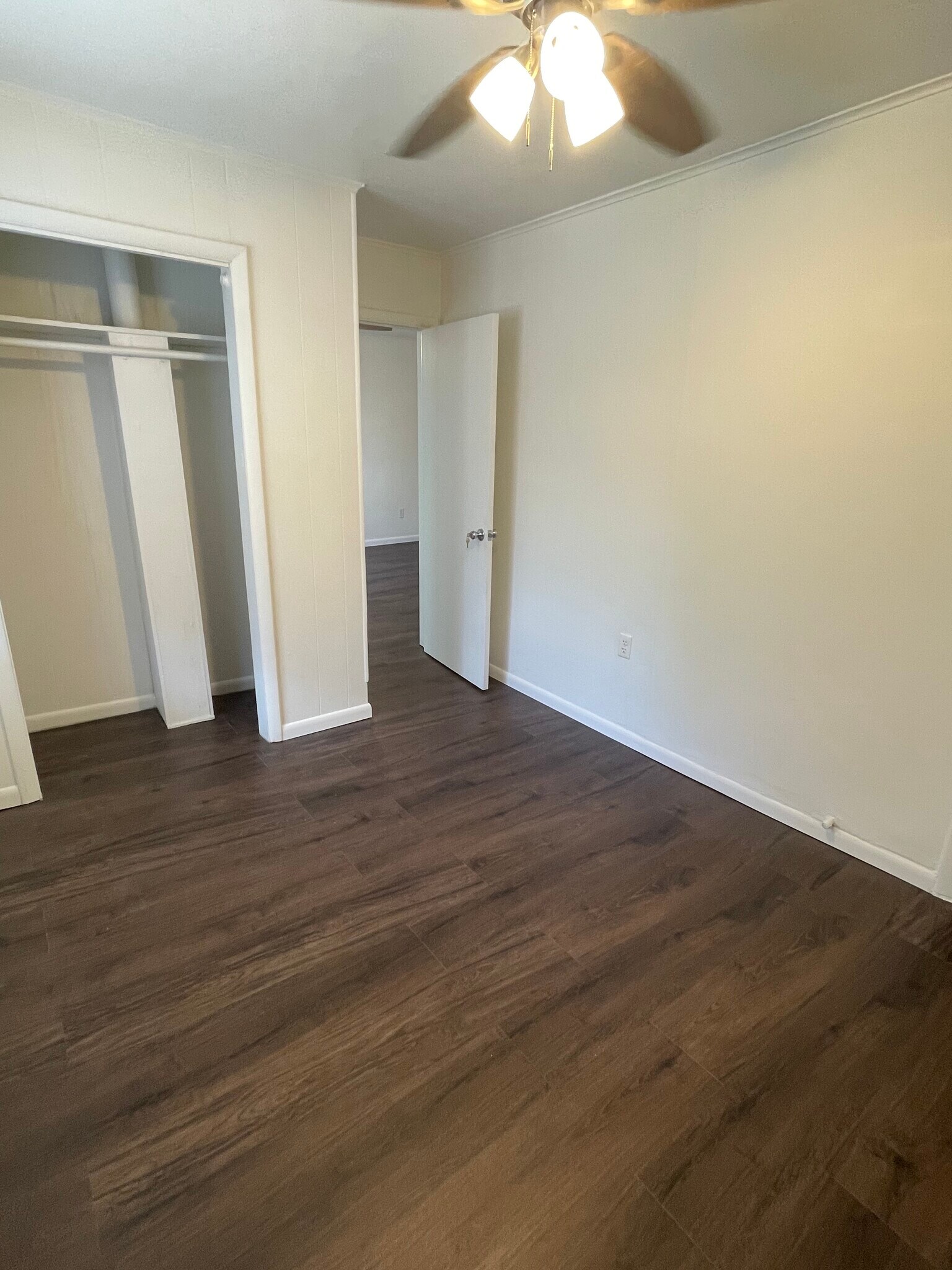 Building Photo - 720 1/2 N Main st Apt A