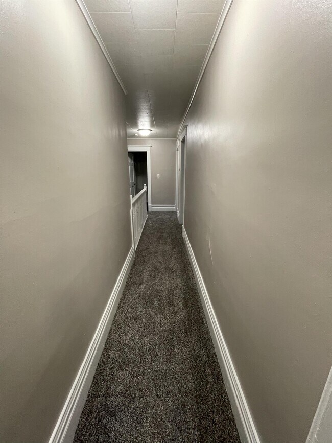 Building Photo - 2410 White St