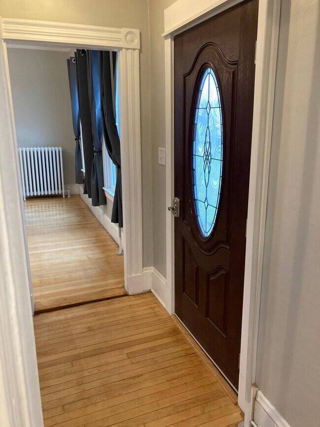 Building Photo - 50 State St