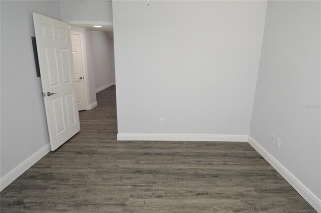 Building Photo - 8633 Fancy Finch Dr