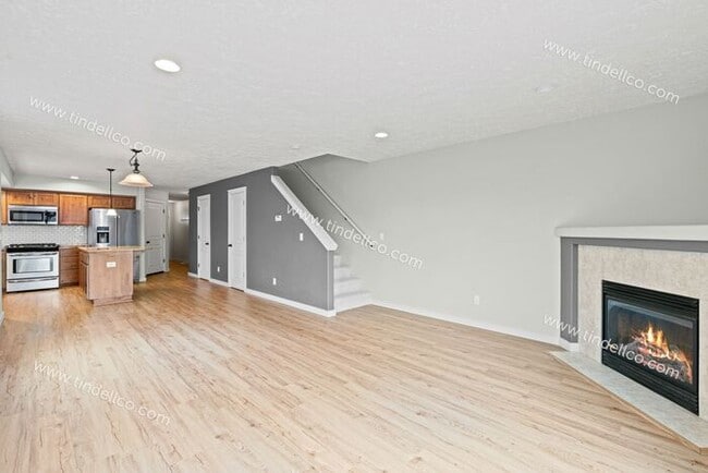Building Photo - Spacious 3BR, 2.5BA Townhome Just Minutes ...
