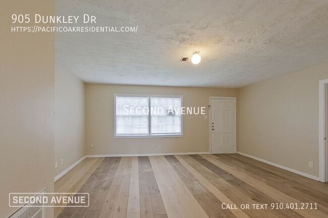 Building Photo - LIMITED TIME: $500 off second month's rent...