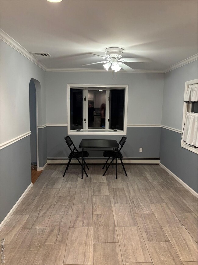 Building Photo - 2090 Beech St