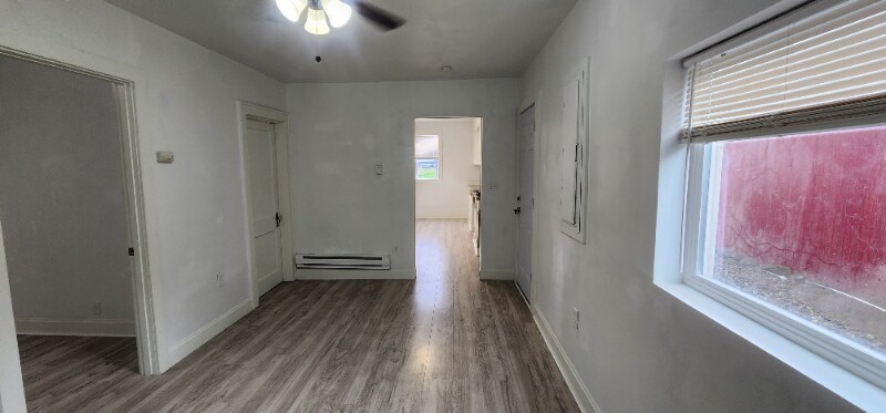 Building Photo - 511 Tyler St