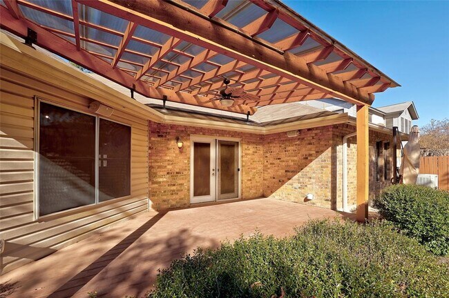 Building Photo - 10905 Claywood Dr