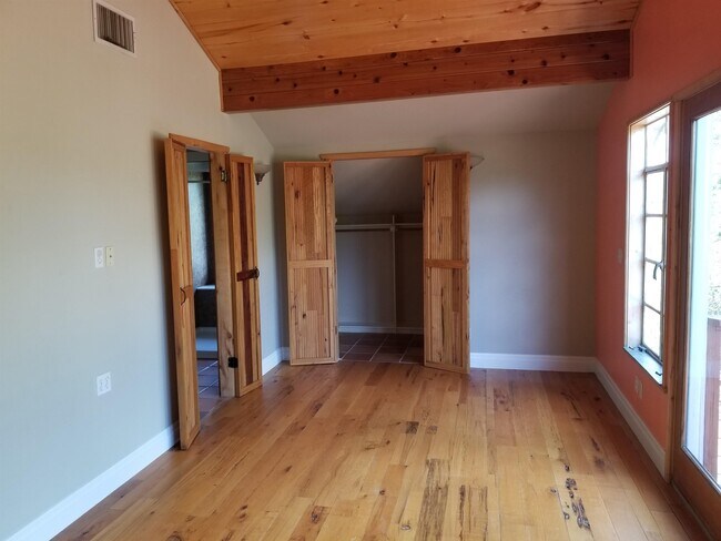 Building Photo - 24114 Fossil Trail