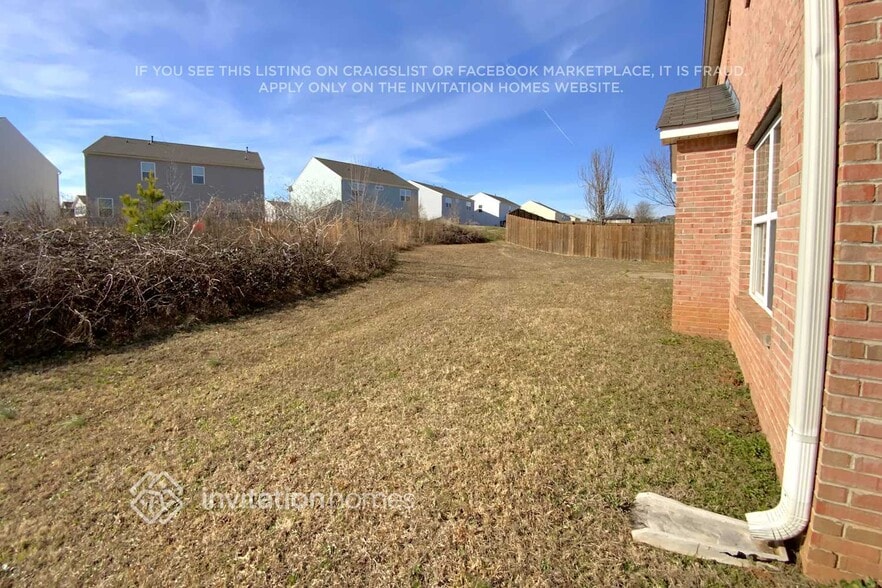 Building Photo - 937 Parkside Pl Ave