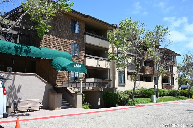 Primary Photo - 8880 Villa La Jolla Dr