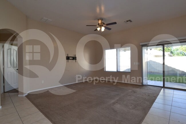 Building Photo - 534 E Ironwood Dr