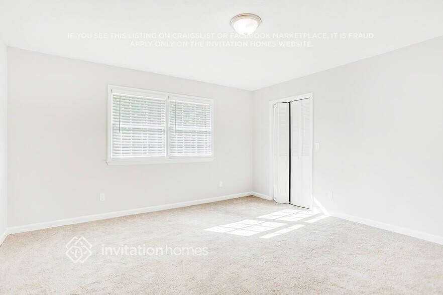Building Photo - 5138 Lake Forest Dr SE