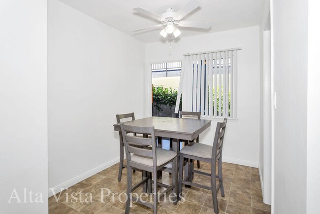 Building Photo - Great two bedroom, one bath beach bungalow...