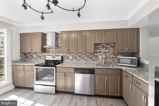 Building Photo - 5824 Wye Oak Commons Ct