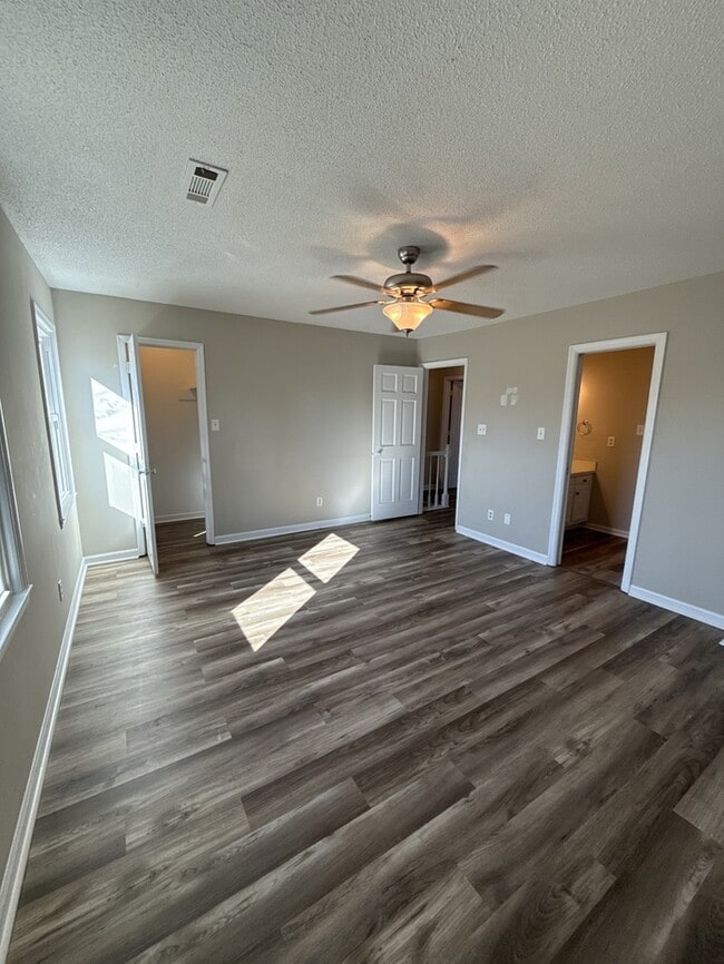 Building Photo - COMING SOON!!! April 10th !!!