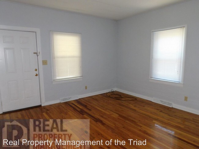 Building Photo - 3 br, 1 bath House - 2512 Yanceyville Street