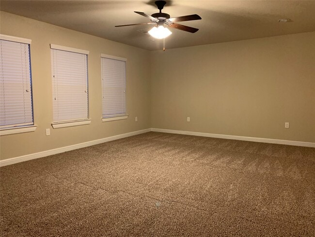 Building Photo - 10023 Thicket Park Ln