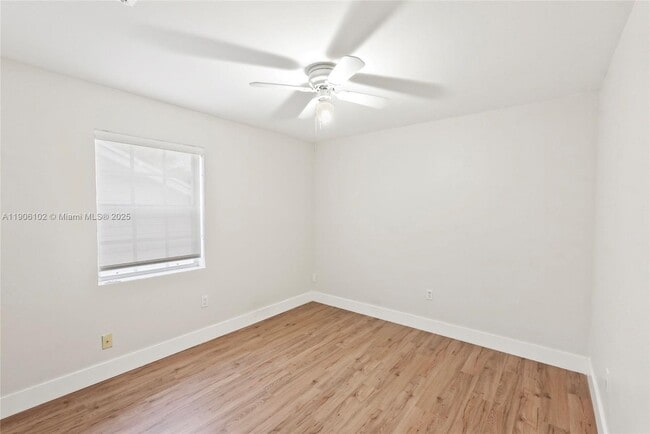 Building Photo - 15026 SW 141st Ct