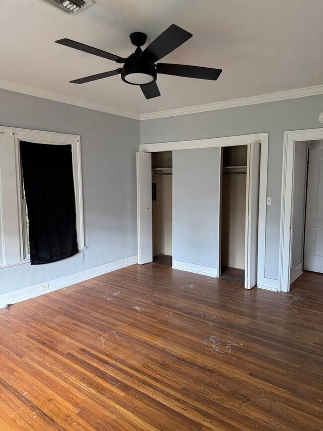 Building Photo - 2218 Yancey Ave