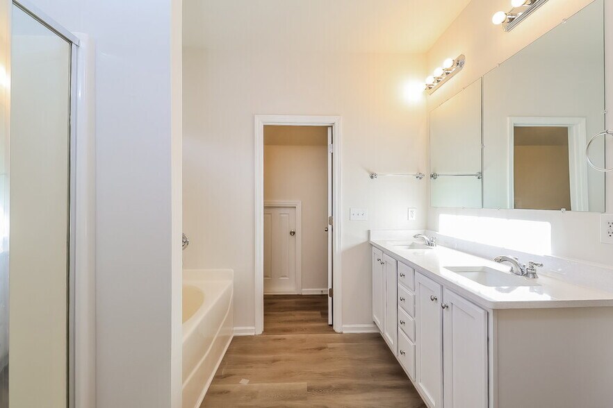 Building Photo - 7400 Gilead Rd