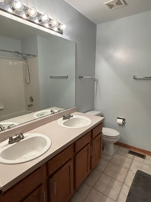 Building Photo - 130 Cammeron Ct