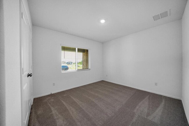Building Photo - 145 Crawford