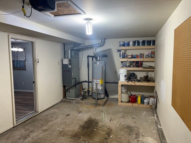 Building Photo - 8108 Newfield Dr