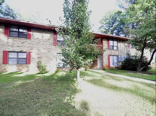 Building Photo - 3502 Penny St SW