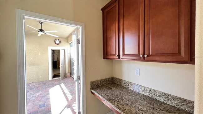 Building Photo - 13040 Overstreet Rd