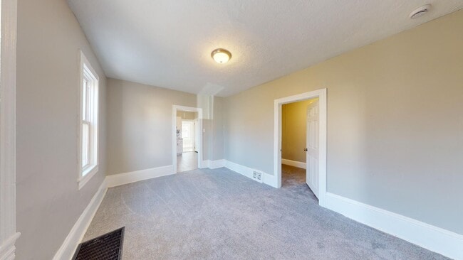 Building Photo - Clark / Fulton Area - Single Family Home