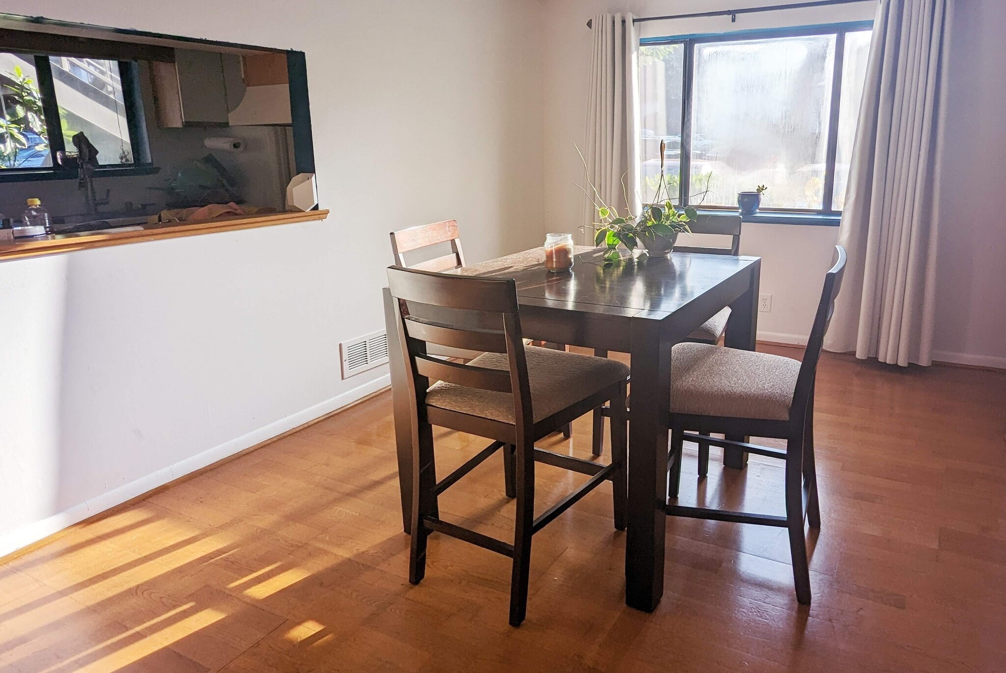 Building Photo - 24 Finch Trl NE