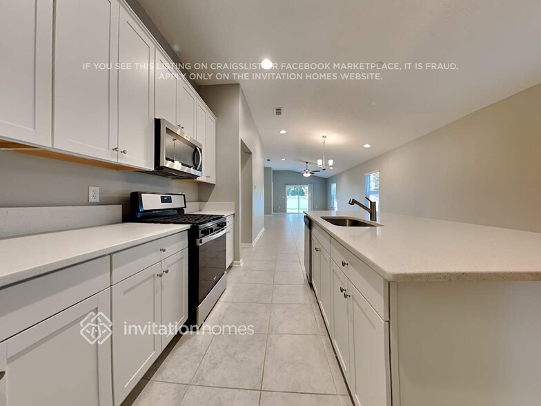 Building Photo - 565 Meadow Ridge Dr