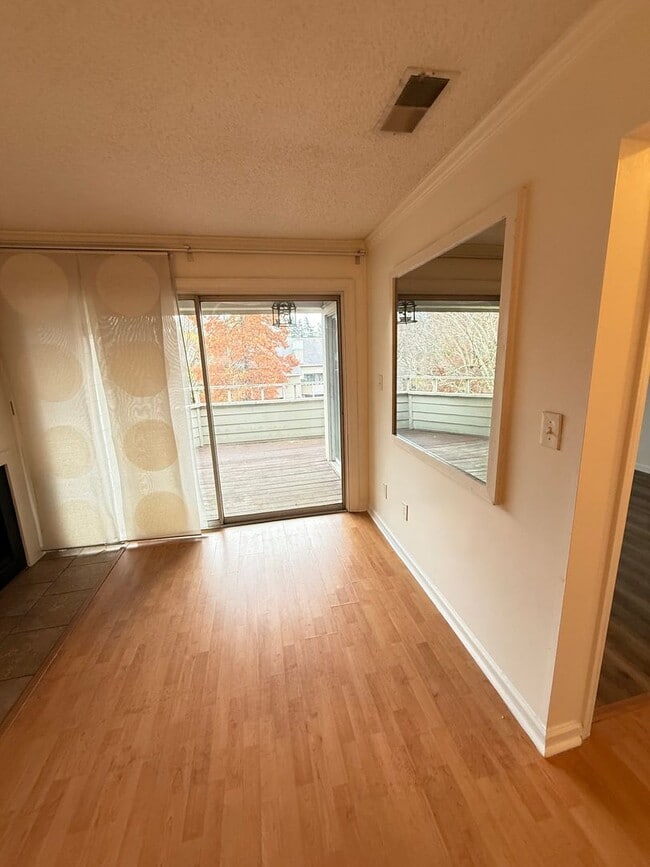 Building Photo - Beautiful South Charlotte Condo For Rent