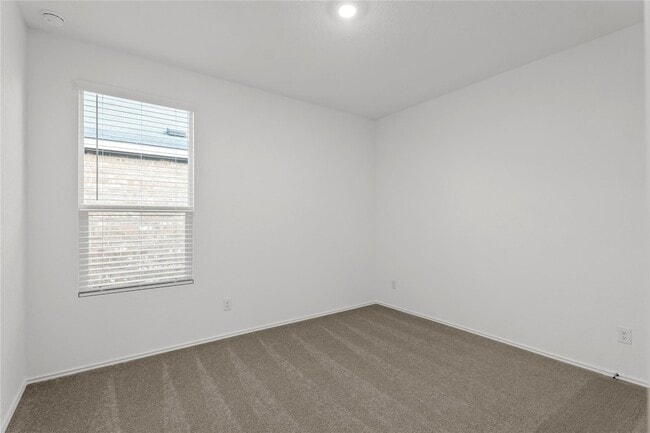 Building Photo - 172 Rodney Boat Rd