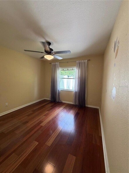 Building Photo - 4426 Windsong Ave
