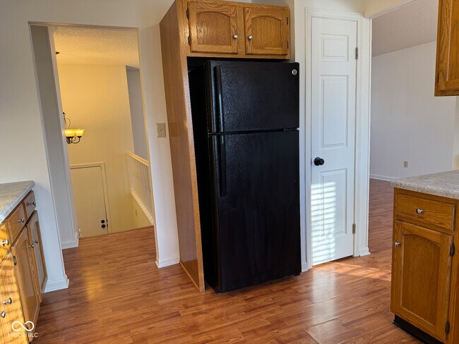 Building Photo - 7607 Home Dr