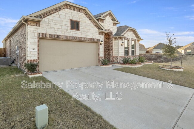 Building Photo - 233 Cherryvale Ln