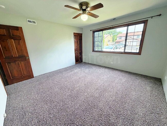 Building Photo - 1831 Nautilus Ln