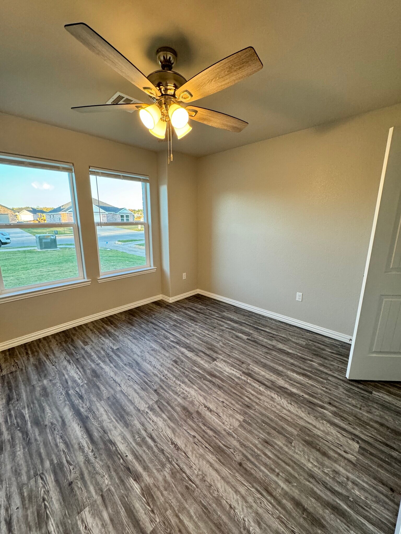 Second bedroom - 3609 Gallant Fox Ave