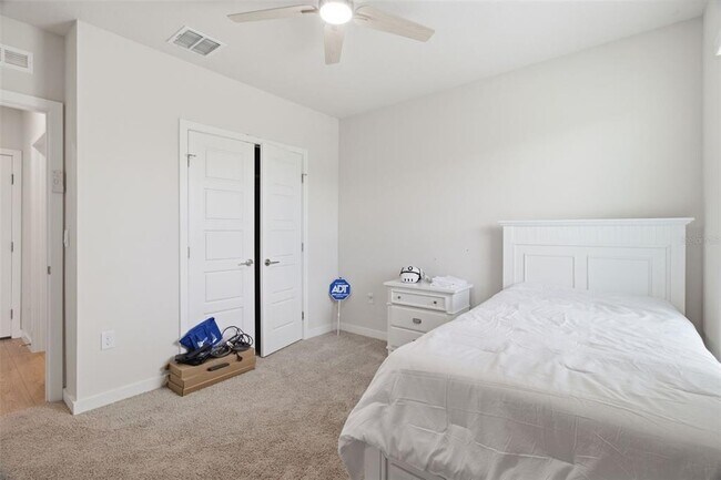 Building Photo - 18114 Wheathouse Pl