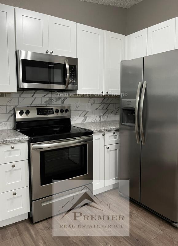 Building Photo - 3466 Foxridge Dr