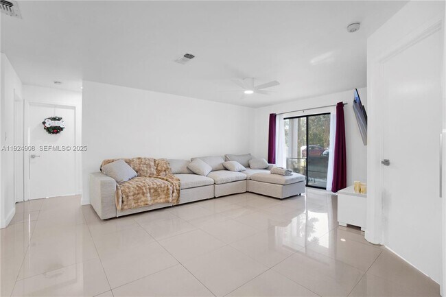 Building Photo - 11211 W Atlantic Blvd