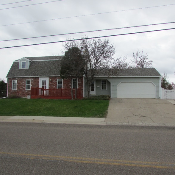 Primary Photo - 2700 Carmel Dr