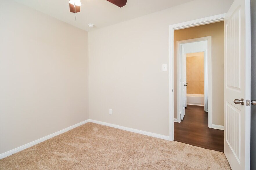 Building Photo - 3422 Atascocita Vale Dr