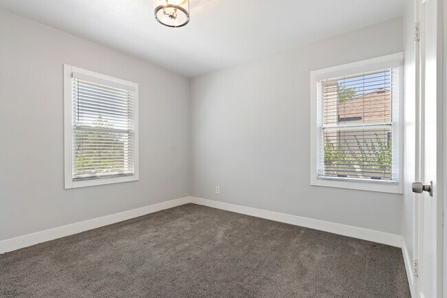 Building Photo - 1779 Ramona Ave