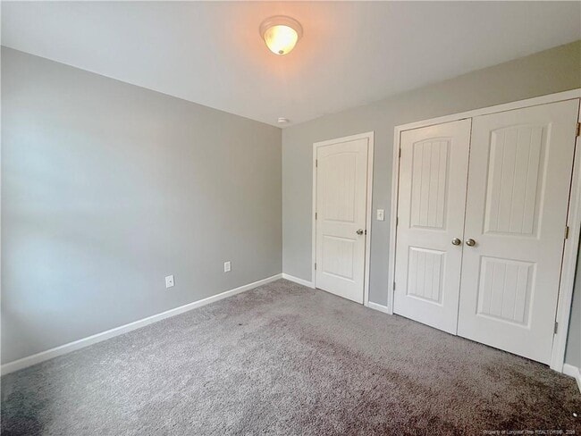 Building Photo - 52 Expedition Dr