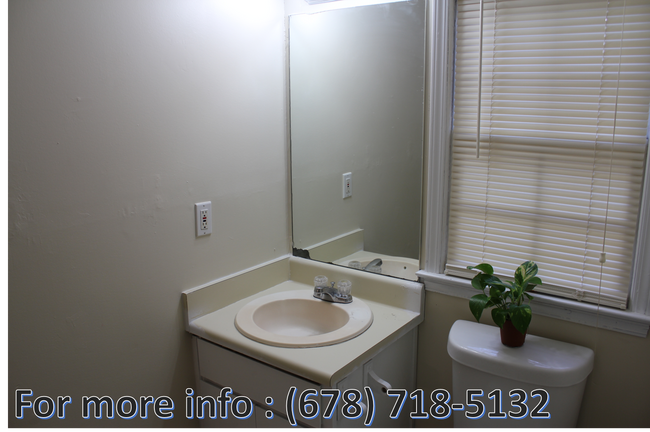 Building Photo - 1410 Ashbrook Dr NW